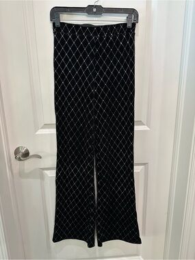 SHEIN Black Velvet Wide-Leg Pants with Diamond Grid Detail